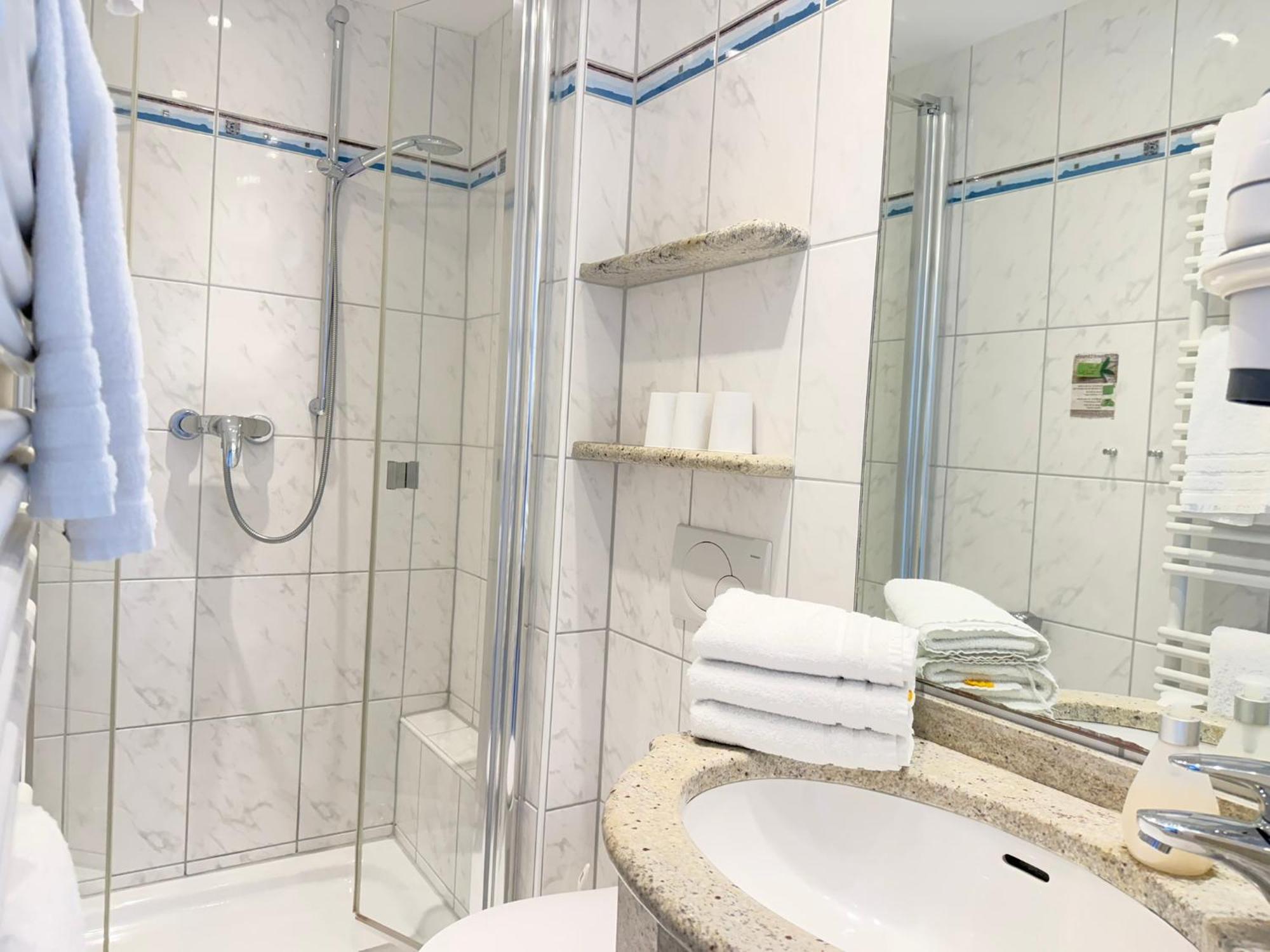 Seehotel Neue Liebe كوكسهافن المظهر الخارجي الصورة